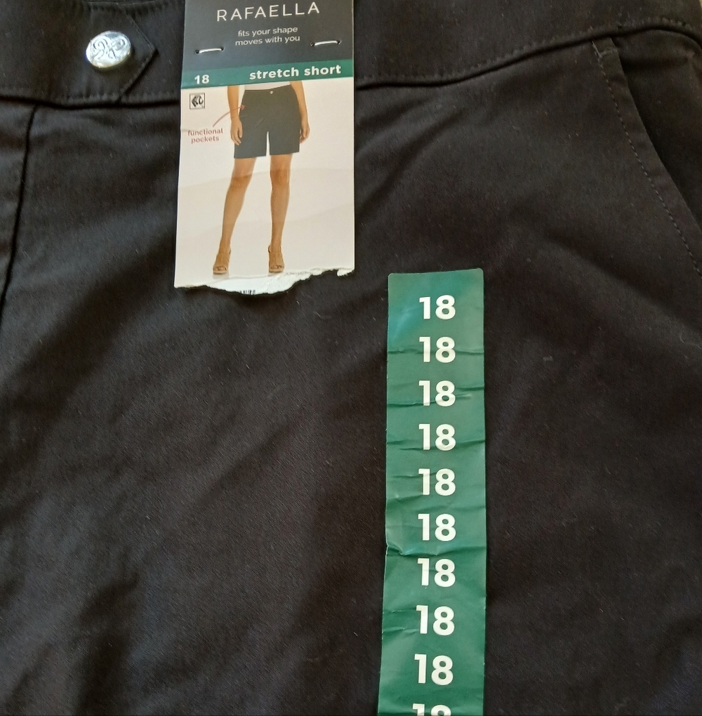 Rafaella Women's Size 18 Classic Black Shorts - Picture 2 of 7